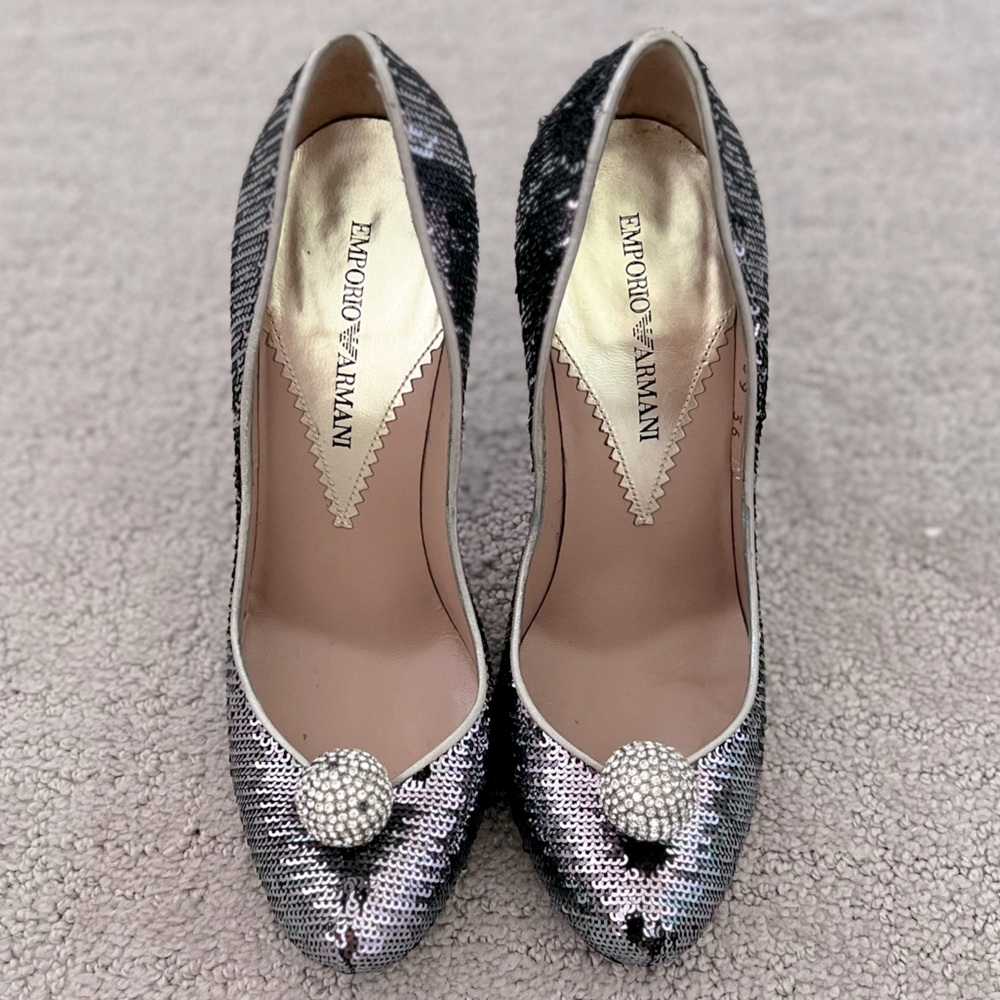 Emporio Armani Women’s Sequins heels limited edition🤩🤩🤩🤩🤩